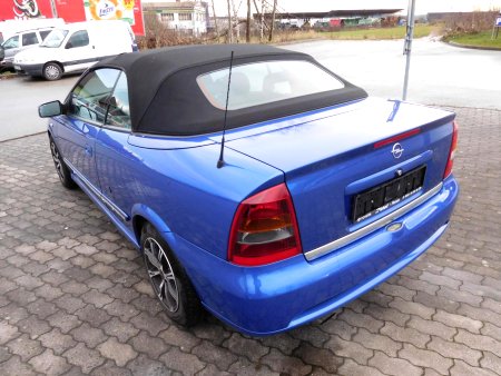 Opel Astra, 2003 - pohled č. 3