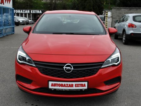 Opel Astra, 2018 - pohled č. 2