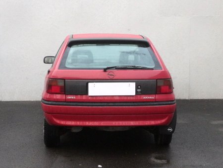 Opel Astra, 1997 - pohled č. 6
