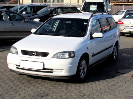 Opel Astra, 2003 - pohled č. 3
