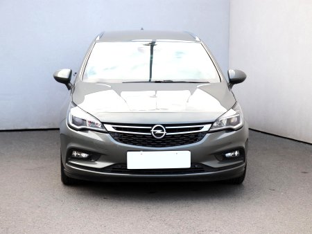 Opel Astra, 2016 - pohled č. 2