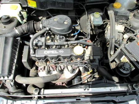 Opel Astra, 1997 - pohled č. 9