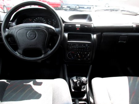 Opel Astra, 1997 - pohled č. 12