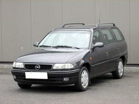 Opel Astra, 1997 - pohled č. 3