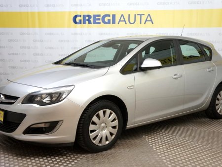 Opel Astra, 2013 - pohled č. 2