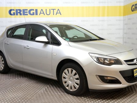 Opel Astra, 2013 - pohled č. 3