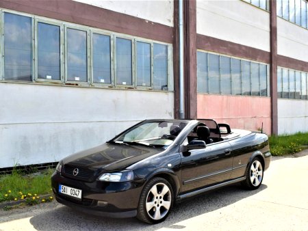 Opel Astra, 2003 - pohled č. 2