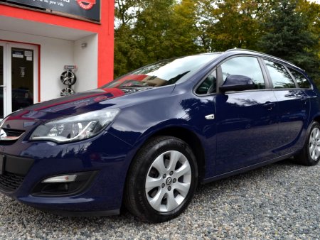 Opel Astra, 2014 - pohled č. 2