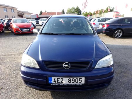 Opel Astra, 2004 - pohled č. 2