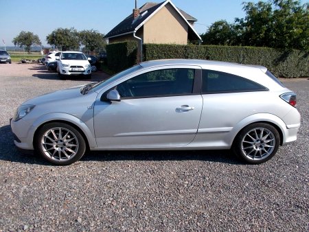 Opel Astra, 2005 - pohled č. 2