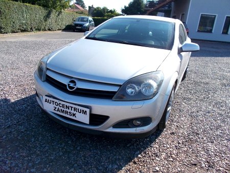 Opel Astra, 2005 - pohled č. 3