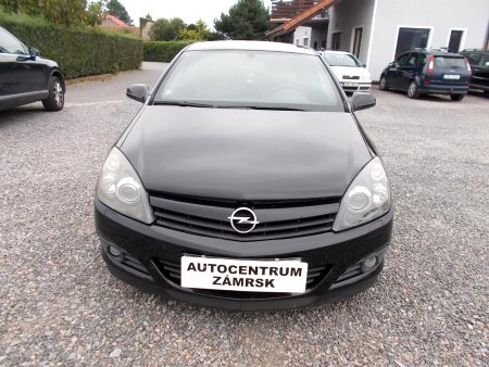 Opel Astra, 2005 - pohled č. 2