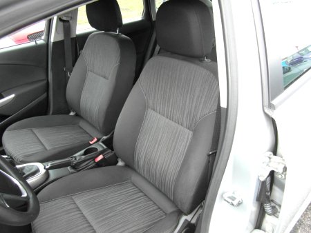 Opel Astra, 2010 - pohled č. 10