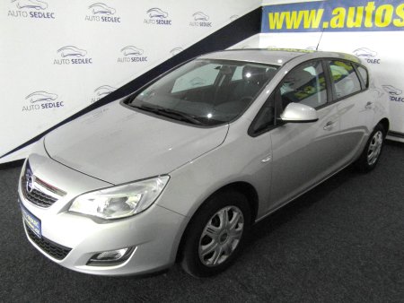 Opel Astra, 2010 - pohled č. 3