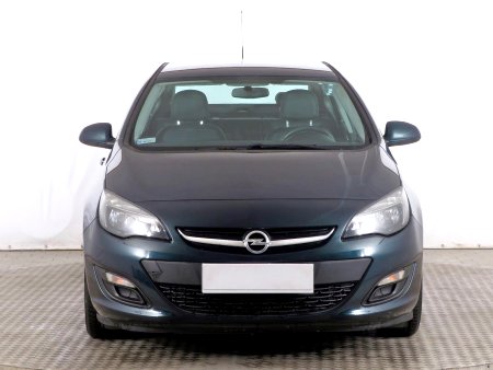 Opel Astra, 2014 - pohled č. 2