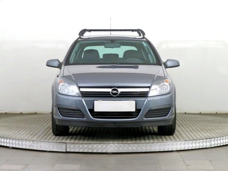 Opel Astra, 2006 - pohled č. 2