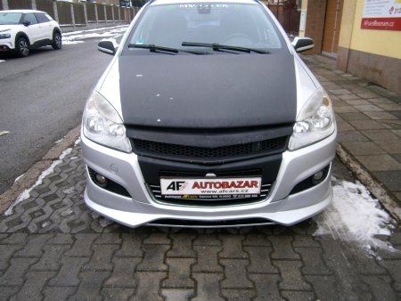 Opel Astra, 2009 - pohled č. 2