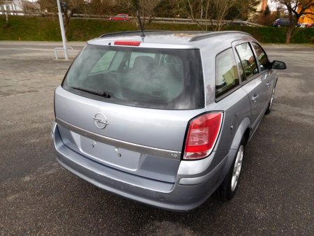 Opel Astra, 2008 - pohled č. 6