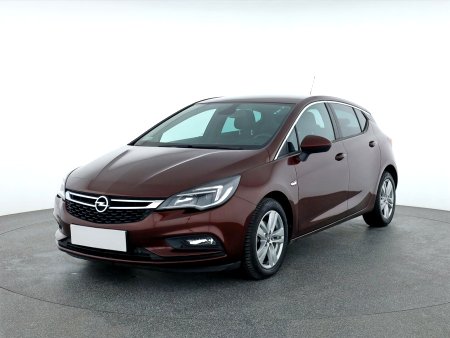 Opel Astra, 2017 - pohled č. 3