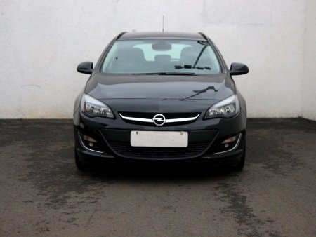 Opel Astra, 2018 - pohled č. 2
