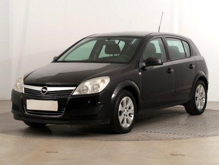 Opel Astra, 2008 - pohled č. 3