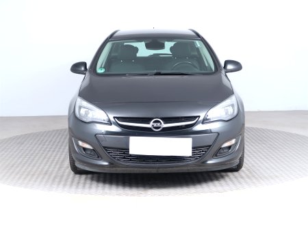 Opel Astra, 2016 - pohled č. 2