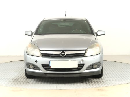 Opel Astra, 2005 - pohled č. 2