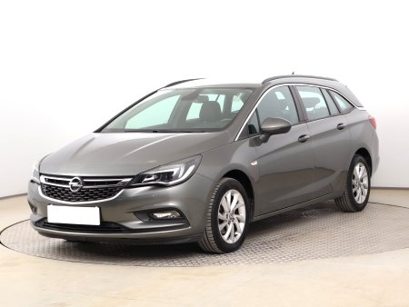 Opel Astra, 2019 - pohled č. 3