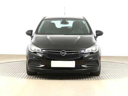 Opel Astra, 2018 - pohled č. 2