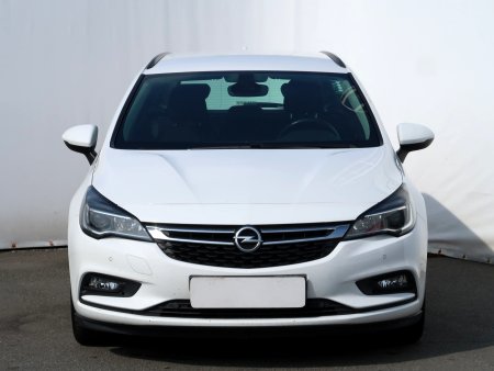 Opel Astra, 2018 - pohled č. 2