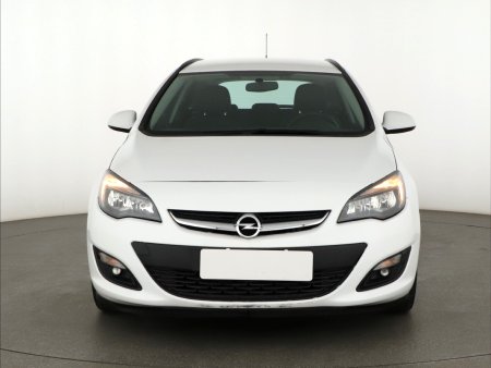 Opel Astra, 2015 - pohled č. 2