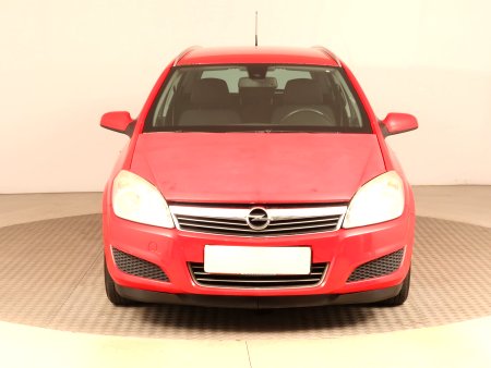 Opel Astra, 2009 - pohled č. 2