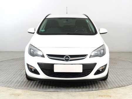 Opel Astra, 2015 - pohled č. 2