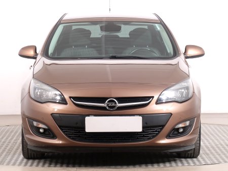 Opel Astra, 2016 - pohled č. 2