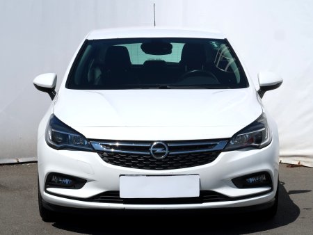 Opel Astra, 2017 - pohled č. 2