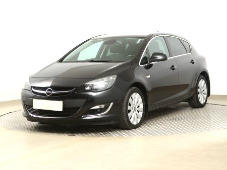 Opel Astra, 2014 - pohled č. 3