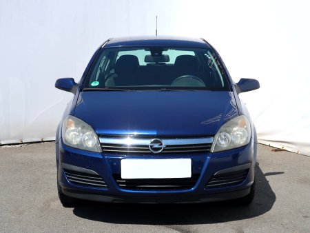 Opel Astra, 2007 - pohled č. 2