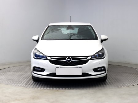 Opel Astra, 2018 - pohled č. 2