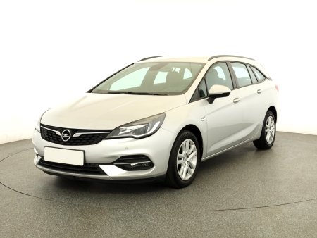 Opel Astra, 2020 - pohled č. 3