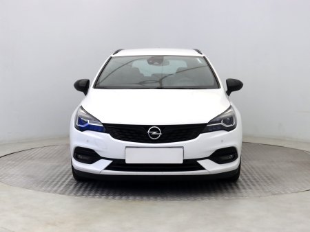 Opel Astra, 2021 - pohled č. 2
