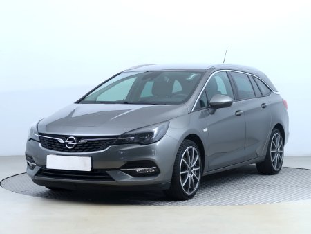 Opel Astra, 2020 - pohled č. 3