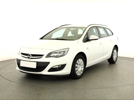 Opel Astra, 2015 - pohled č. 3