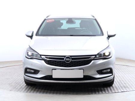 Opel Astra, 2018 - pohled č. 2