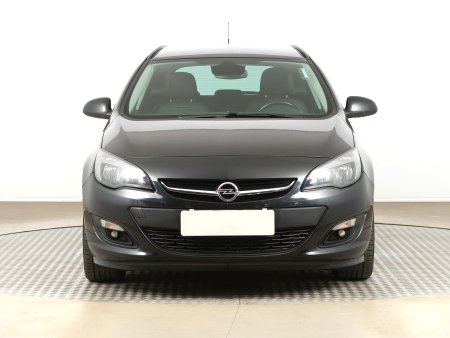 Opel Astra, 2016 - pohled č. 2