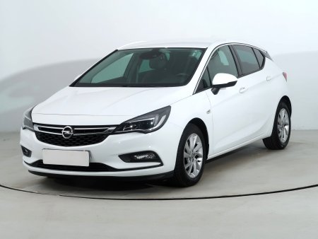 Opel Astra, 2018 - pohled č. 3