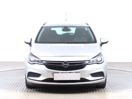 Opel Astra, 2019 - pohled č. 2