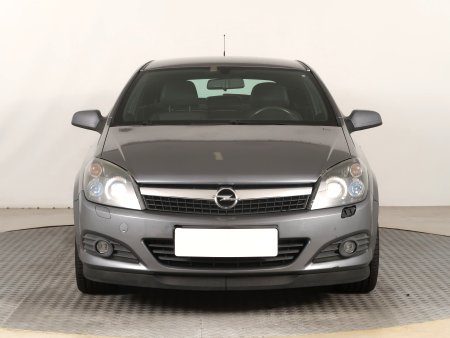 Opel Astra, 2006 - pohled č. 2
