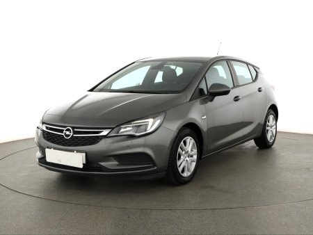 Opel Astra, 2018 - pohled č. 3