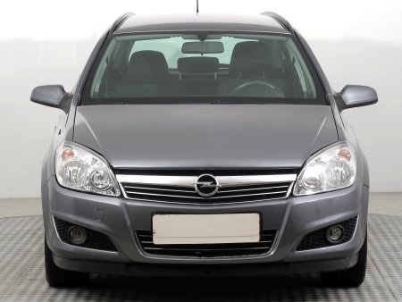 Opel Astra, 2007 - pohled č. 2