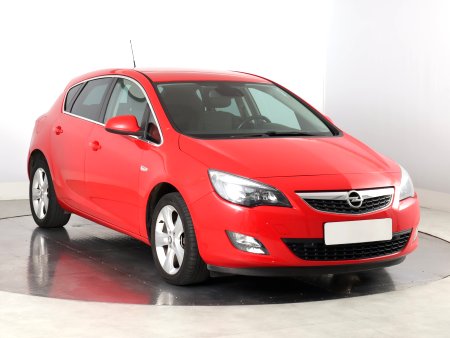 Opel Astra, 2012